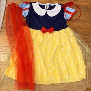 Disney Snow White Dress Costume | Girls 4T | Cape & Bow Included